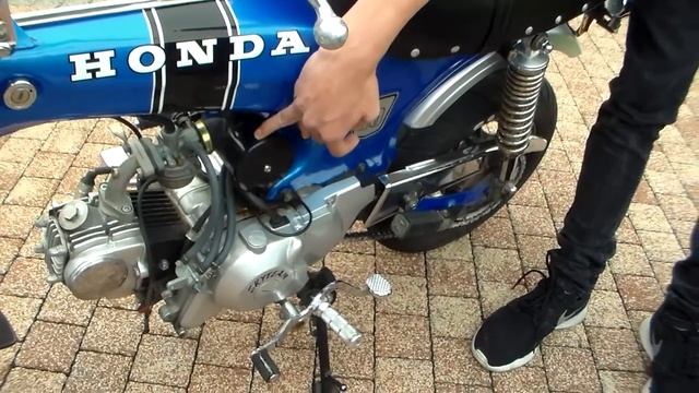 Skyteam PBR And Skyteam DAX - 50CC Mini Bikes смотреть онлайн