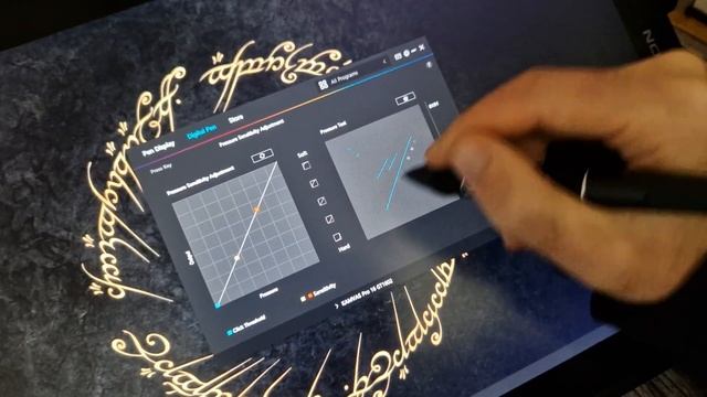 Huion kamvas Pro 16 2.5K review & Wacom Cintiq comparison // FIRST IMPRESSIONS смотреть онлайн