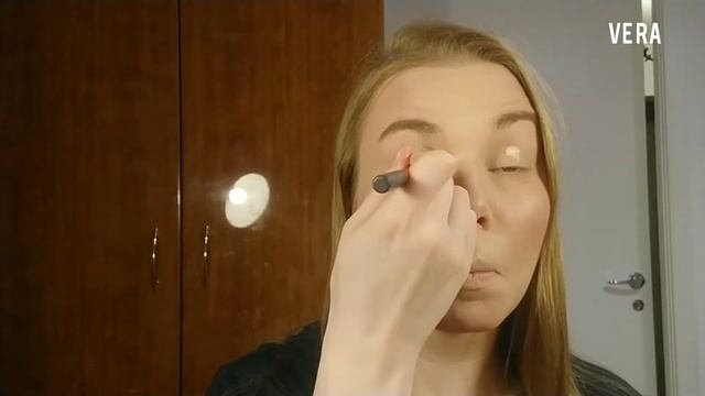 Праздничный макияж продуктами VERA Beauty смотреть онлайн