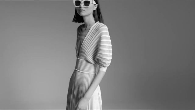 ELIE SAAB Ready-to-wear Resort 2024 смотреть онлайн