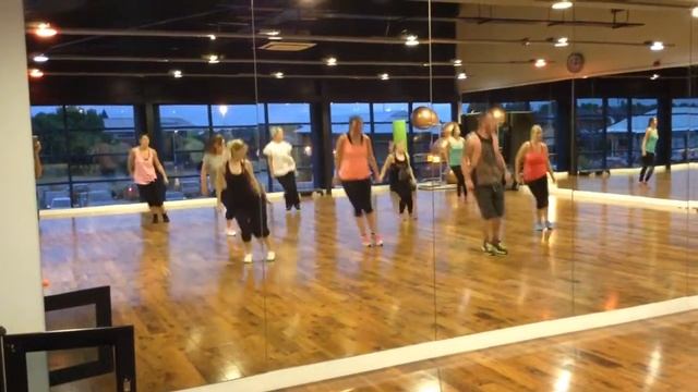 Dance routine to Timbaland - the way I are смотреть онлайн