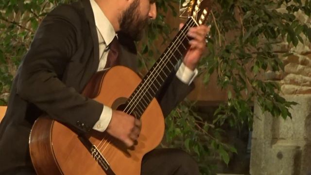 Daniel Olmos toca en Madrid , Valses venezolano de antonio lauro Recorded by Itaru Kobayashi смотреть онлайн