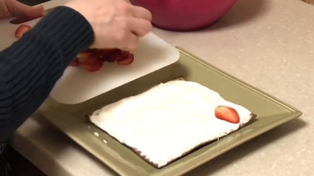 Торт из мацы@Deliciousandkosher775 смотреть онлайн