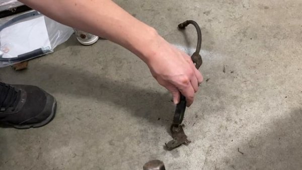 Saturn Vue Brake Hose Replacement - 2002 - 2007 - How to