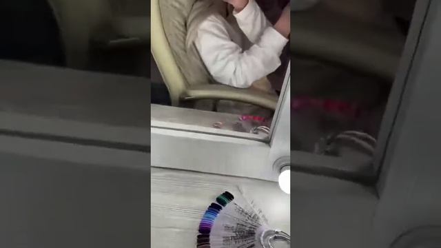 МАША БЕЗ МЕДВЕДЯ | Делаю ковер hello kitty | Страшное колесо обозрения | Рисую на айпаде аватарку смотреть онлайн