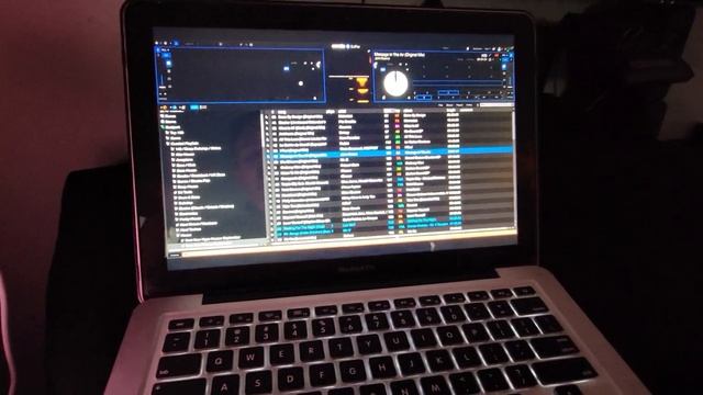 Denon DJ PRIME 4 hooked upto Serato DJ Pro 3 Beta on a 2012 MacBook With no wires? смотреть онлайн