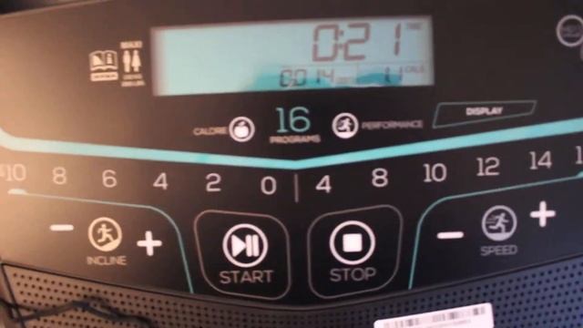 Bieżnia w domu - pierwsze kroki - COMFORT RUN DOMYOS смотреть онлайн