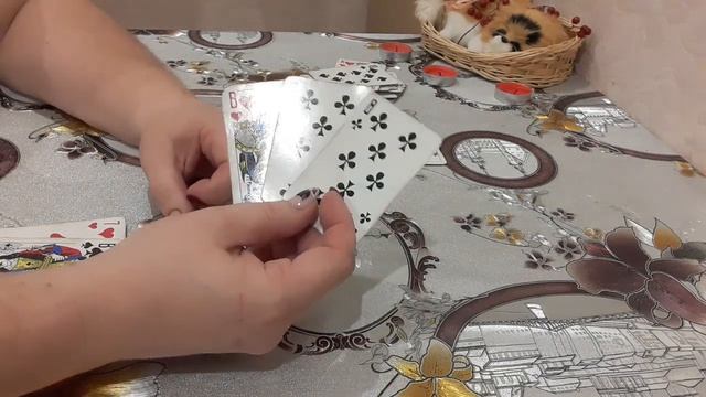 на даму червей смотреть онлайн