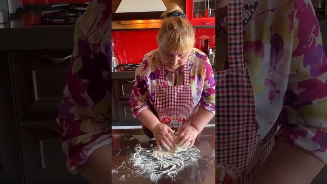 Вкусный простой рецепт приготовления лепёшек с сыром Чечил или сулугуни смотреть онлайн