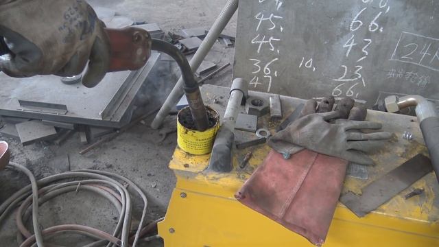 ዦ 46 ዣ Обычный китайский завод. смотреть онлайн