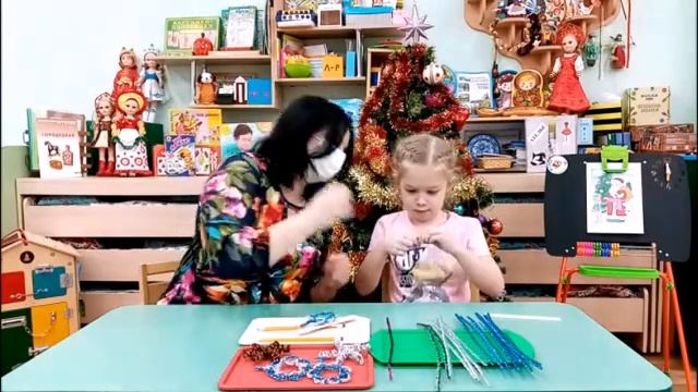 Мастер-класс по изготовлению елочных украшений (для детей старшего дошкольного возраста) смотреть онлайн