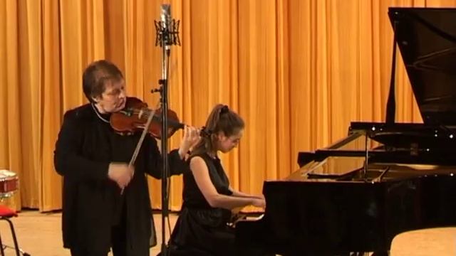 Sibelius Jean - Etude A minor - Dasha Obukhova (Piano) & Svetlana Volkova (Violin) смотреть онлайн
