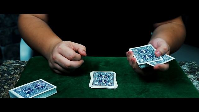 ПЛАСТИКОВЫЕ КАРТЫ vs БУМАЖНЫЕ КАРТЫ смотреть онлайн