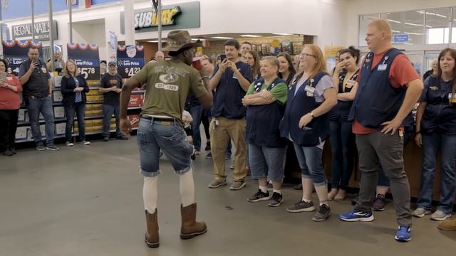 Tevin doing the #gitupchallenge at regrand opening Lincolnton, NC with DJ Johnny B смотреть онлайн