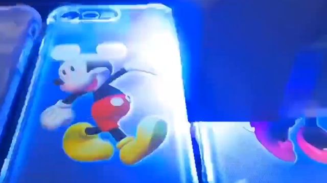 УФ печать с белым цветом на прозрачных чехлах для смартфона с помощью УФ принтера ColorsLab 3050 UV смотреть онлайн