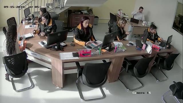 Demonstração Câmera Hikvision Turbo HD 1080P смотреть онлайн