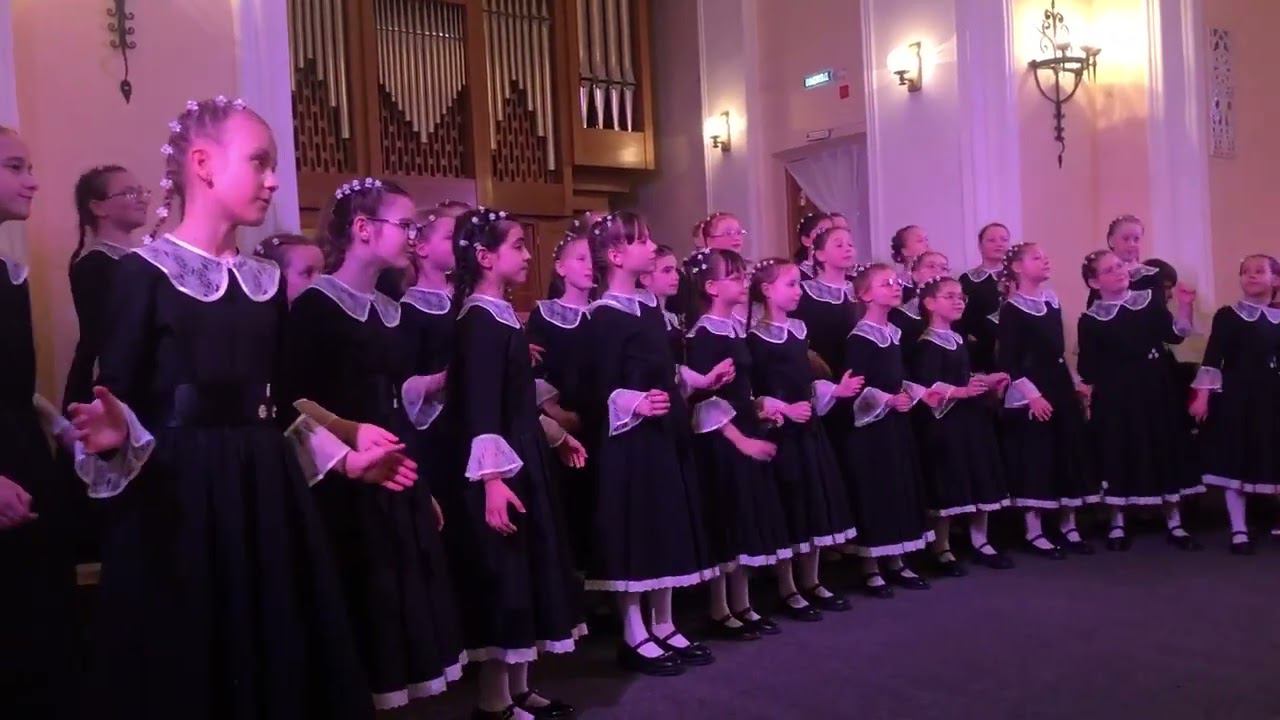 ПЕСЕНКА ПРО ЧУДЕСА из кантаты В Плешака "Кот в сапогах" ст А Таскина - хор "Небесные ласточки" Киров смотреть онлайн