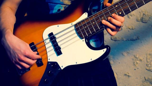 The Loop Session #1 - "Elephant Walk" - Squier Affinity Jazz Bass V - Bass Solo смотреть онлайн