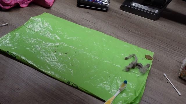 DYSON V15 DETECT SCHOONMAKEN | STOFZUIGER SCHOONMAKEN | Hoe maak ik mijn Dyson V15 Detect schoon? смотреть онлайн