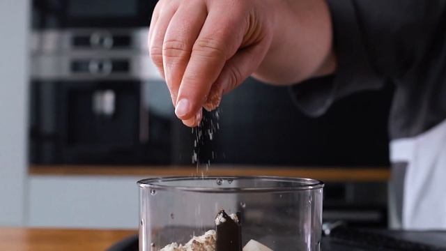 Куриные котлеты с творогом. Самые легкие котлеты в вашем меню! смотреть онлайн