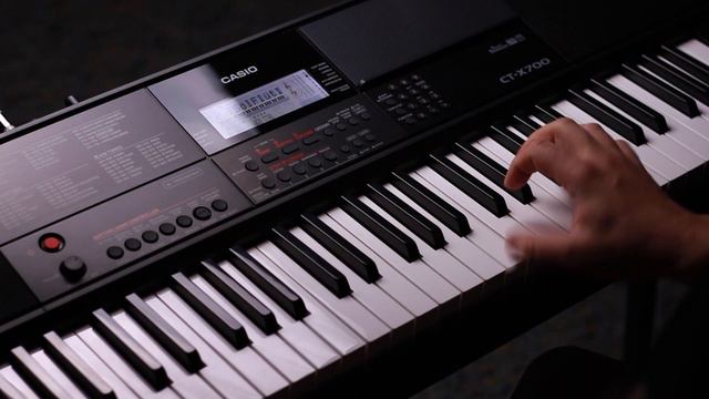 More on the Casio CT-X700 Keyboard смотреть онлайн