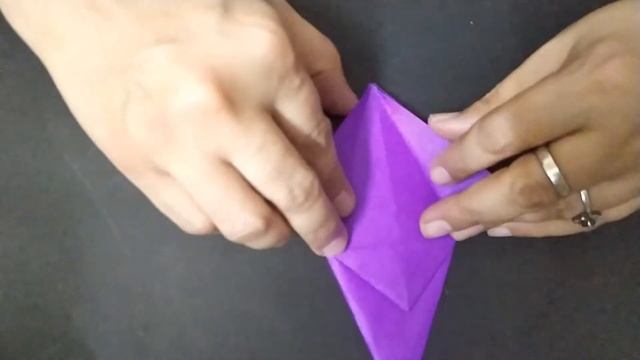 3-D Crane Tutorial-How to make 3-D origami crane (bird) for kids. смотреть онлайн