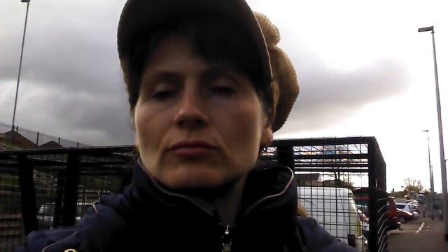 Запрос в друзья на FB из прошлого и Найджел не принял в друзья смотреть онлайн
