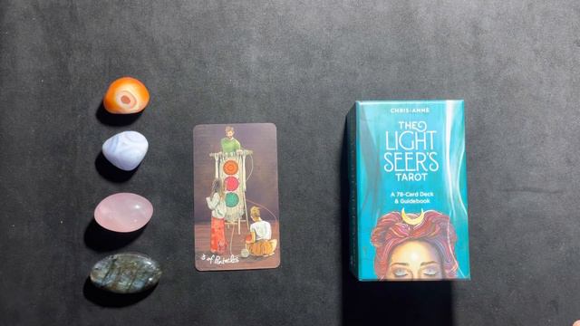 Тройка Пентаклей// Таро Светлого Провидца смотреть онлайн