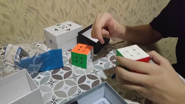Gan 356 XS Unboxing смотреть онлайн