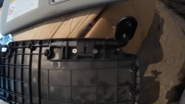 Разбираем солнцезащитные козырьки KIA RIO. смотреть онлайн