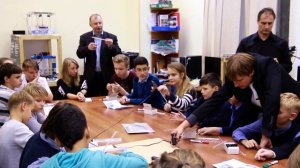 Мастер-класс по конструированию робота. Трэш-робот «Вибро-бот»