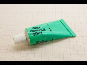 Советский флюс ФППУ (точнее, ФПП). Тот, что круче кислоты.