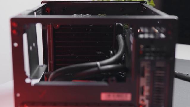 $900 SFF Gaming Build - SG13 1080p Slayer! смотреть онлайн