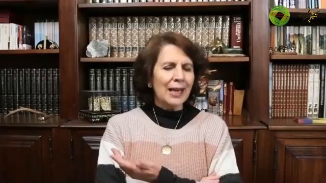 Dra. ROSALIA ARTEAGA-PRIMERA PRESIDENTA CONSTITUCIONAL DEL ECUADOR смотреть онлайн
