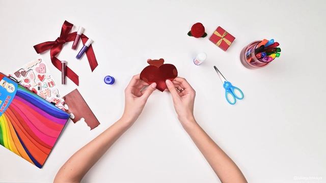 Поделки на английском | Как сделать открытку в форме сердца❤️Учим и запоминаем слова на английском? смотреть онлайн