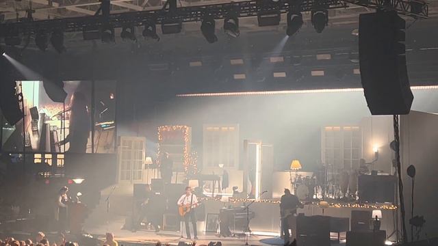 I Always Wanna Die (Sometimes) - The 1975 12.17.22 UPMC Events Center Pittsburgh смотреть онлайн
