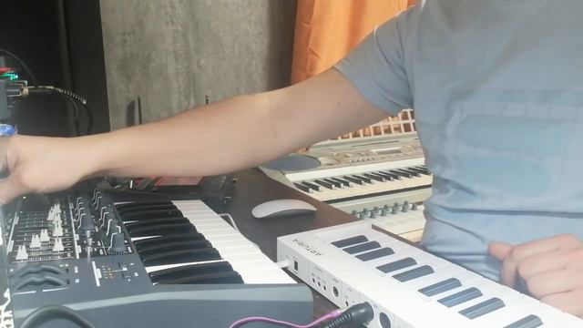 Pink Floyd On the run Arturia Minibrute DrumBrute смотреть онлайн