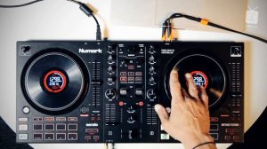 NUMARK Mixtrack Platinum FX / Recenze Frontman.cz