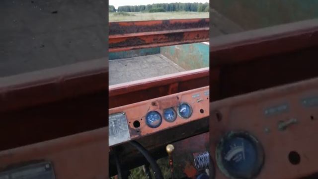 Учу жену ездить на тракторе т 16... смотреть онлайн