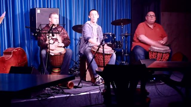 Бей-В-Джембей на открытии Эверджазза смотреть онлайн