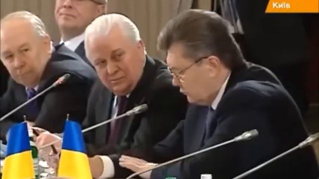 Отставка Азарова под песню бюрократа. смотреть онлайн