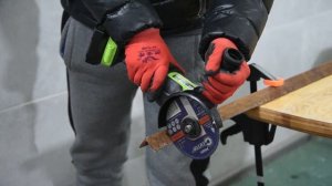 Аккумуляторная угловая шлифовальная машина Greenworks GD24AG: жесткий тест