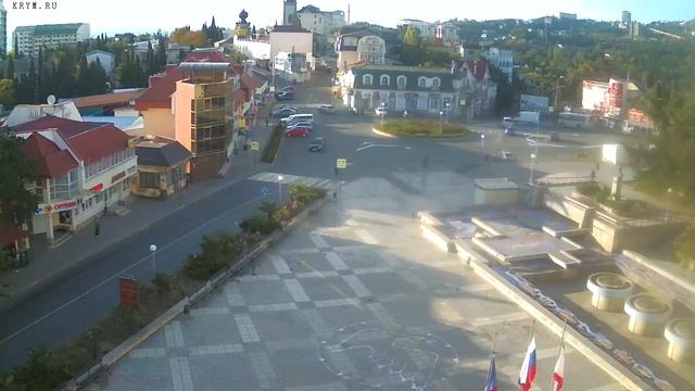 Вебкамера "Площадь Советская". Запись 02.10.2016 08:00:16 смотреть онлайн