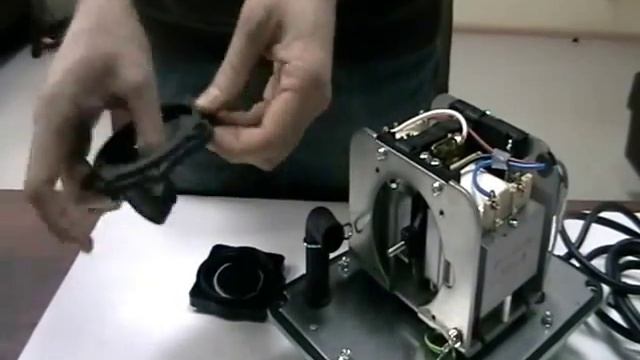 Мембранный компрессор HIBLOW Замена мембраны 03 смотреть онлайн