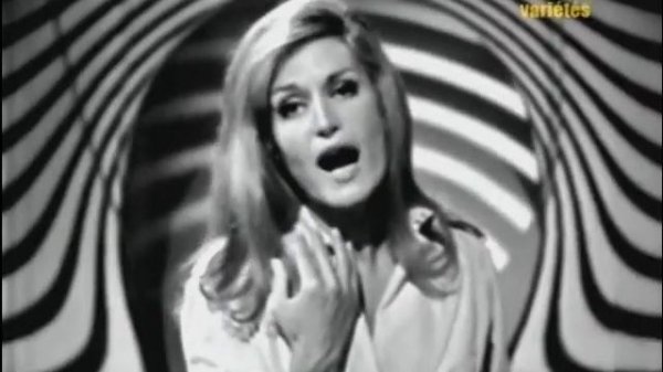DALIDA - "Parlez-Moi De Lui" (1966) [Audio HQ]