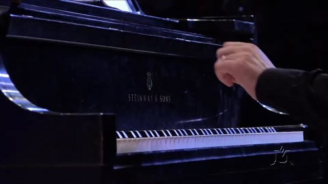 Dr. Chris Dickey (tuba) and Dr. Fabio Menchetti (piano) смотреть онлайн