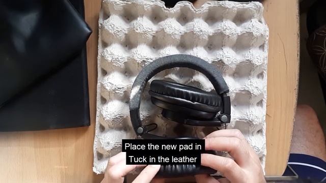 Quick Tutorial: Replacement of Ear Pads for Old Headphones Shure SRH 440 смотреть онлайн