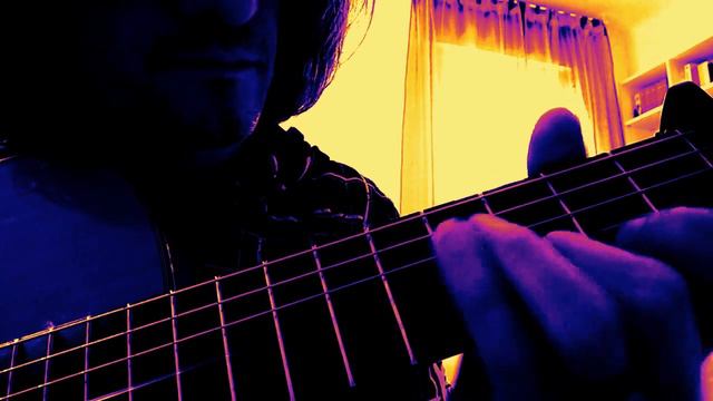 Leonardo Serasini - Tubular Bells (Theme) смотреть онлайн