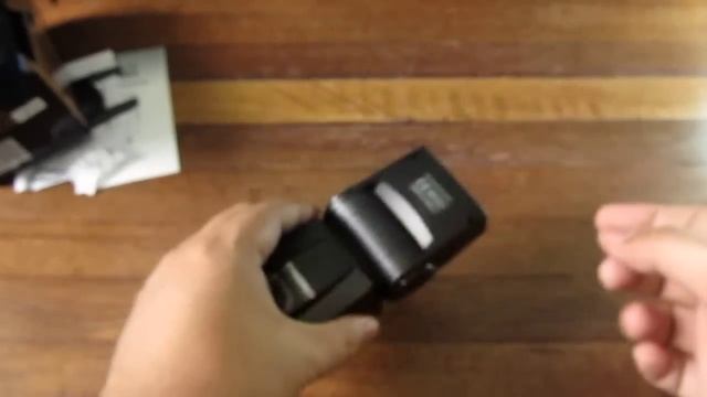 Yongnuo Speedlite YN465 Unboxing