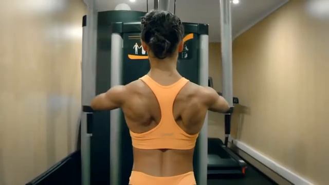 Алисия Викандер перед съемками Расхитительница Гробниц: Лара Крофт смотреть онлайн